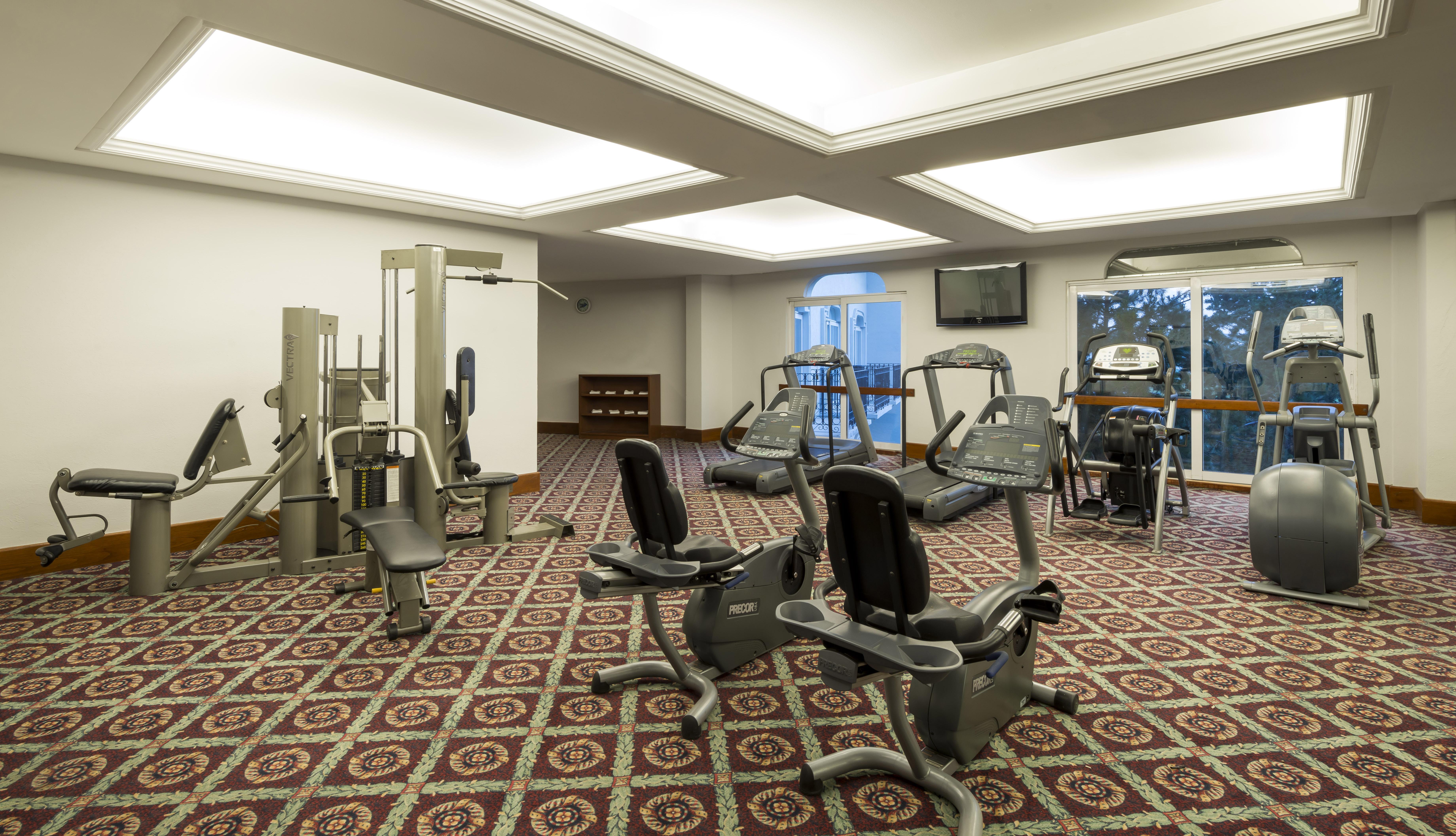 Camino Real Puebla Angelopolis 호텔 외부 사진 The gym at the hotel